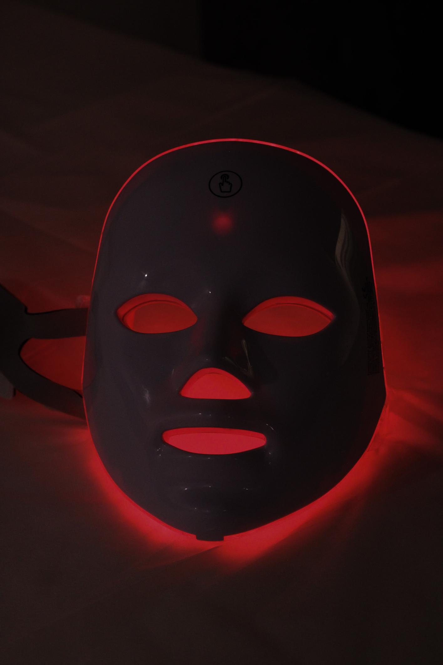 Máscara LED de Rejuvenecimiento Facial